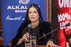 Kaliopi najavila beogradski koncert za 13. novembar i predstavila novi sing i spot “Laž”